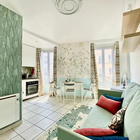 Nid Douillet Et Lumineux